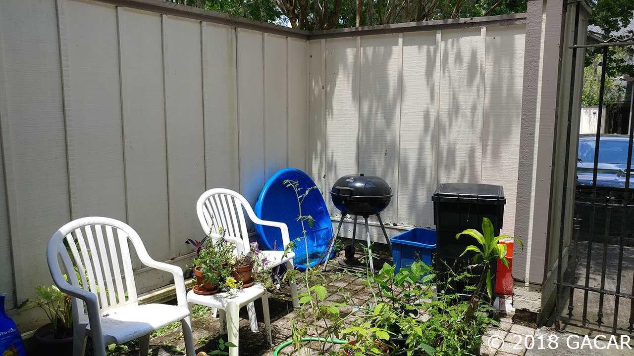 5524 Southwest 4th Place Gainesville, FL 32607 - Photo 3 of 24