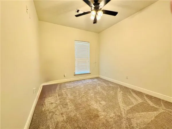 $2,300 | 18076 Bayou Pierre Drive, Maurepas, LA 70449