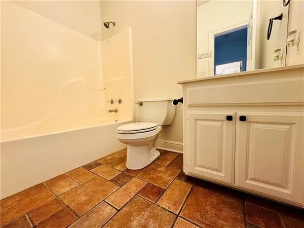 $2,300 | 18076 Bayou Pierre Drive, Maurepas, LA 70449