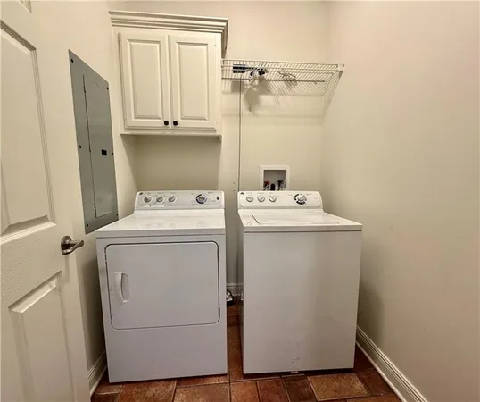 $2,300 | 18076 Bayou Pierre Drive, Maurepas, LA 70449