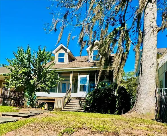 $2,350 | 18076 Bayou Pierre Drive, Maurepas, LA 70449