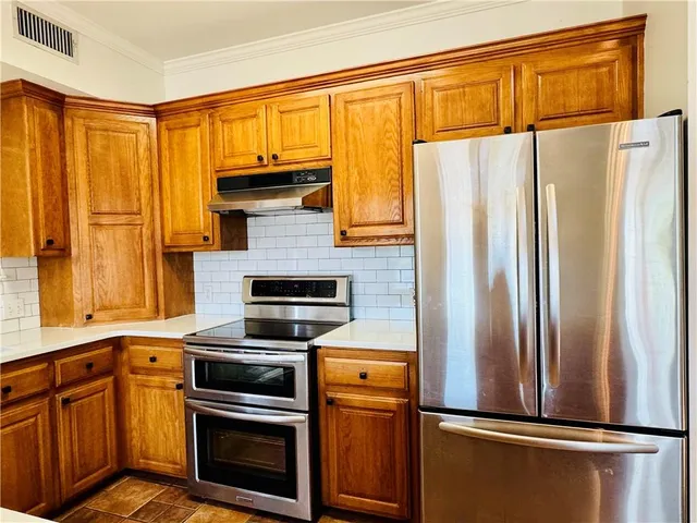 $2,350 | 18076 Bayou Pierre Drive, Maurepas, LA 70449