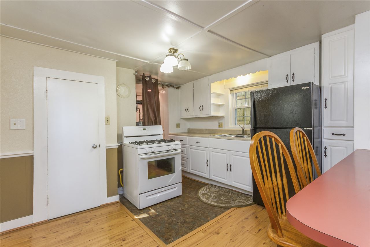 12 Prospect Street Exeter, NH 03833 - Photo 19 of 31