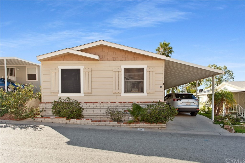 3700 Quartz Canyon Road, Unit 51 Riverside, CA 92509 - Photo 1 of 1 Craftsman style 2013 Fleetwood Crownpointe Extreme