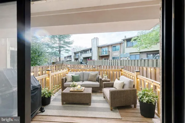 $3,200 | 18428 Point Seneca Place, Germantown, MD 20874