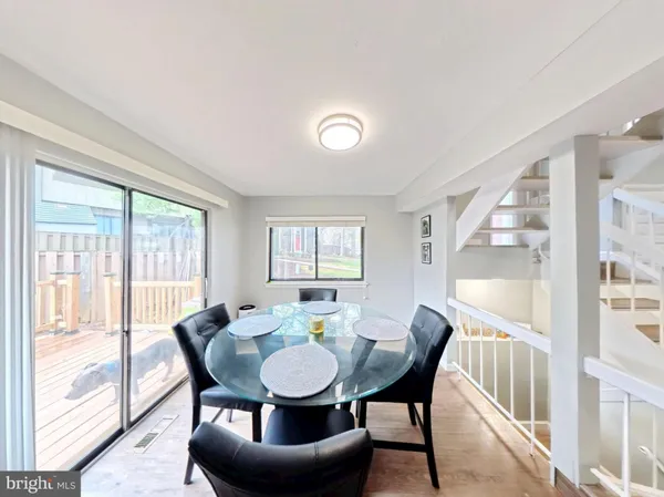 $3,200 | 18428 Point Seneca Place, Germantown, MD 20874