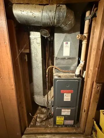 $90,000 | 413 West Washington Avenue, Redgranite, WI 54970