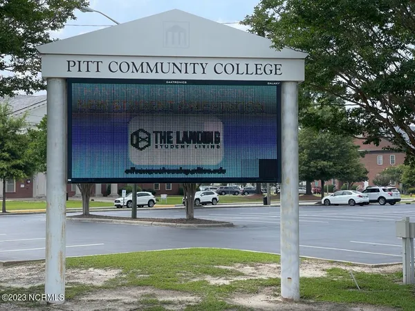 $315,000 | 422 Lemonade Lane, Grimesland, NC 27837