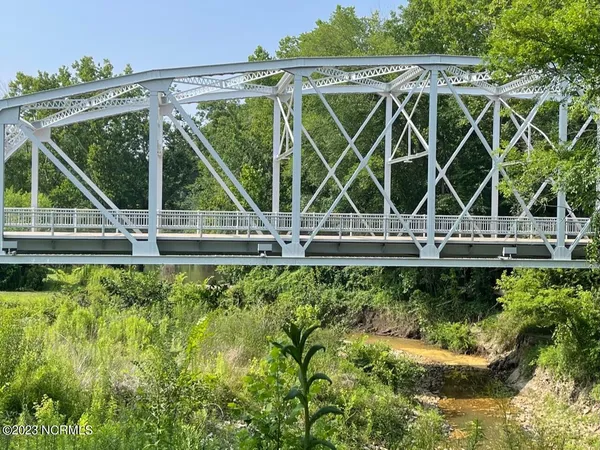 $315,000 | 422 Lemonade Lane, Grimesland, NC 27837