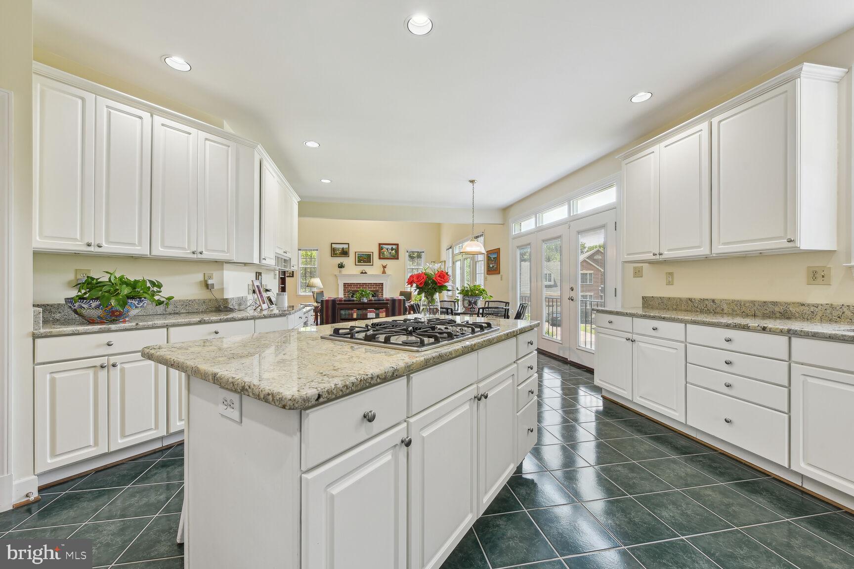 1906 Gables Lane Vienna, VA 22182 - Photo 14 of 52