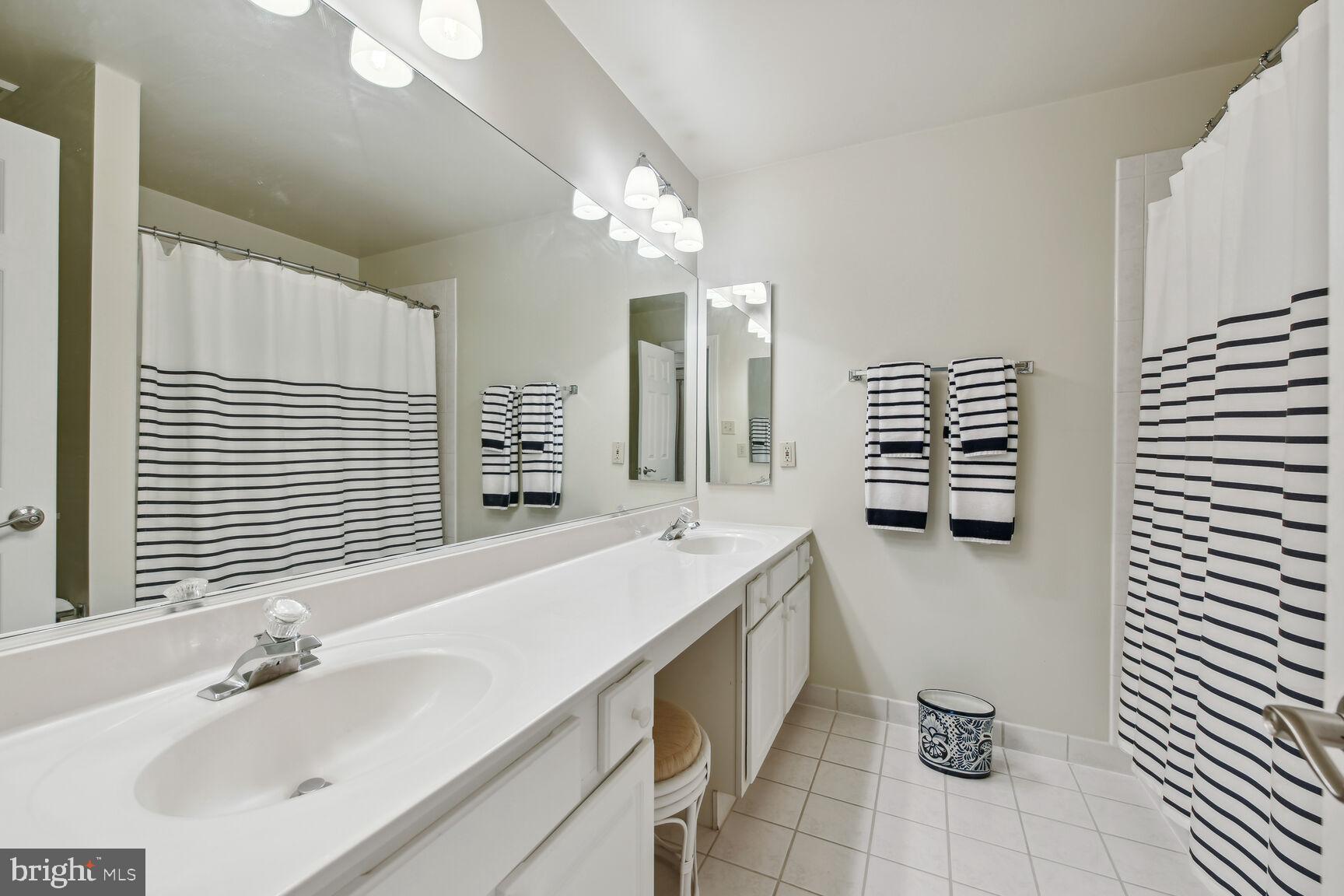 1906 Gables Lane Vienna, VA 22182 - Photo 26 of 52 Bathroom Hall for Bedrooms 1 and 2