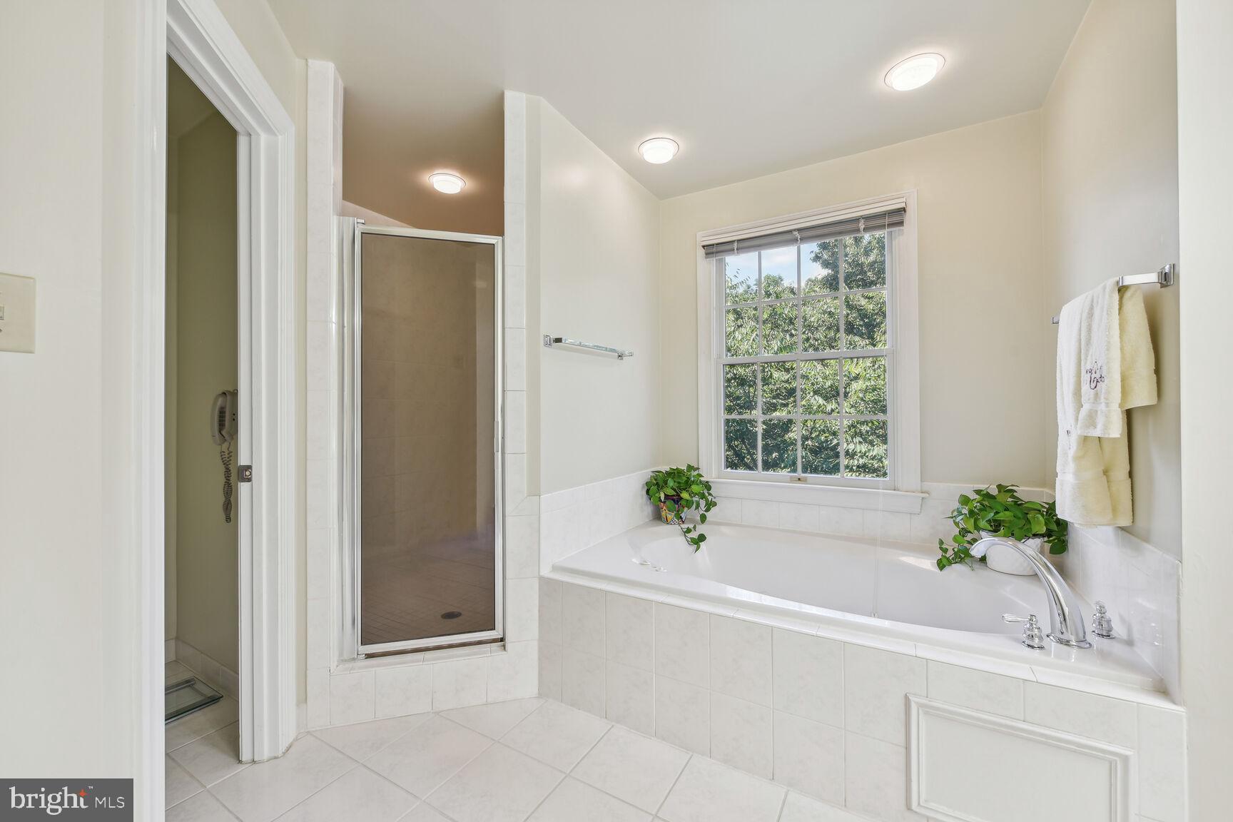 1906 Gables Lane Vienna, VA 22182 - Photo 36 of 52