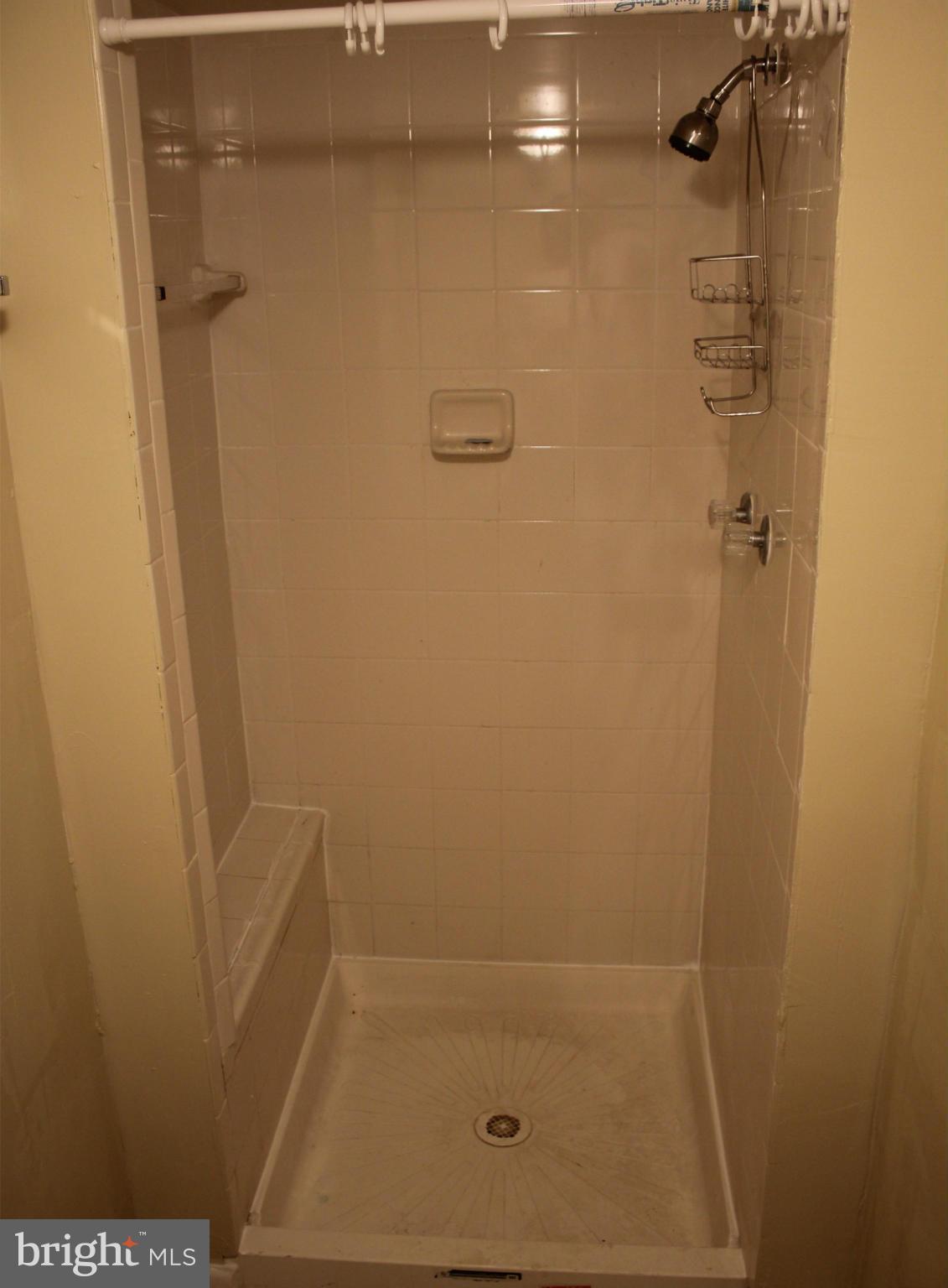 7712 Muncy Road Landover, MD 20785 - Photo 23 of 27 Bath