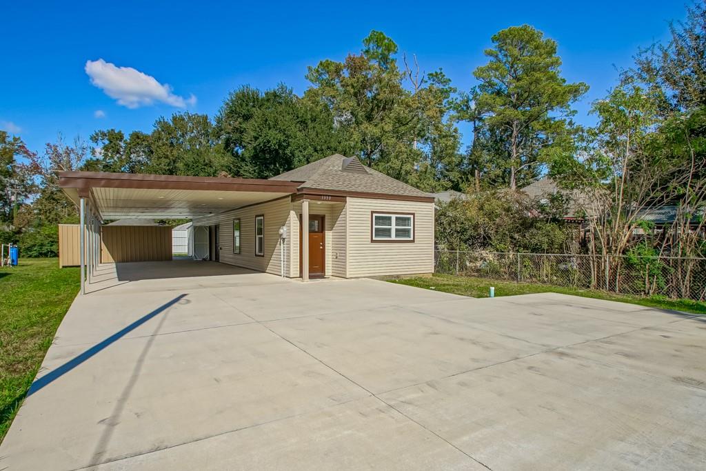 1553 Susan Lane Slidell, LA 70458 - Photo 2 of 29