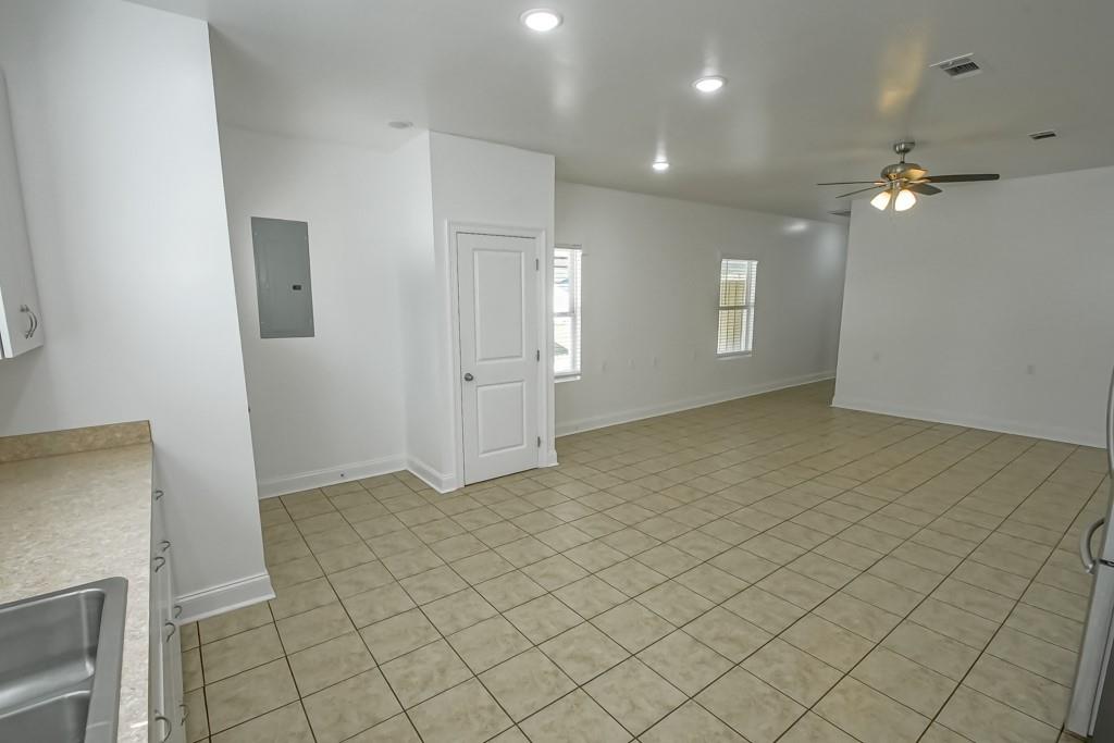 1553 Susan Lane Slidell, LA 70458 - Photo 8 of 29