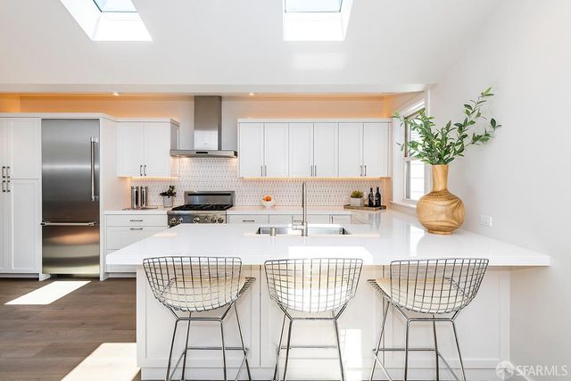 $3,010,000 | 114 Virginia Avenue, San Francisco, CA 94110