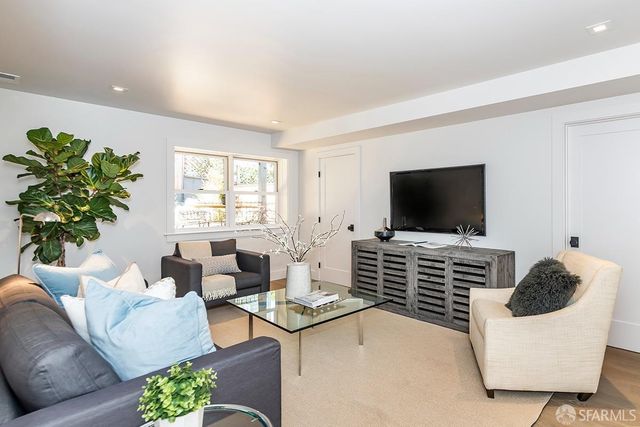 $3,010,000 | 114 Virginia Avenue, San Francisco, CA 94110