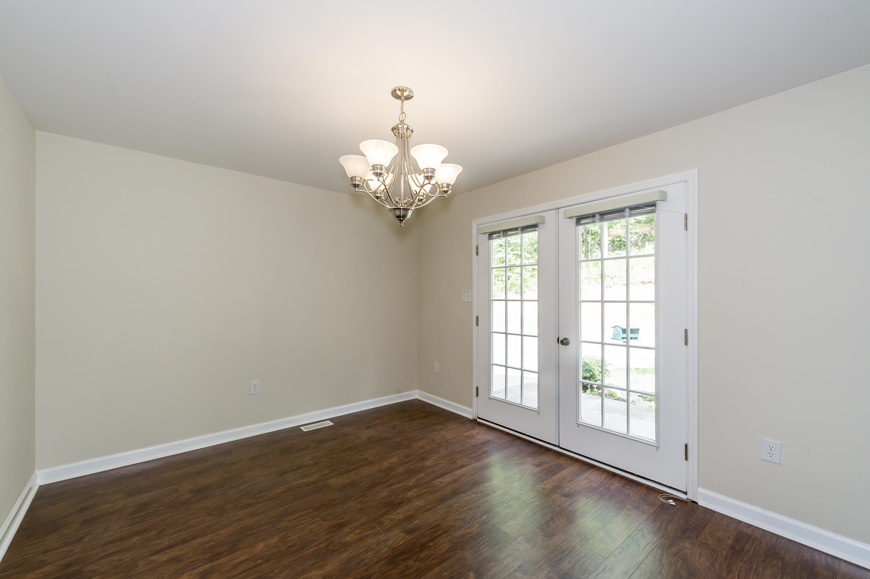 183 Long Road Kingston, TN 37763 - Photo 4 of 39 HOB_3003