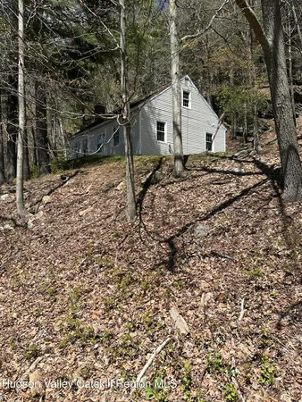 $2,400 | 694 Dugway Road, Chatham, NY 12037