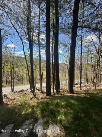$2,400 | 694 Dugway Road, Chatham, NY 12037