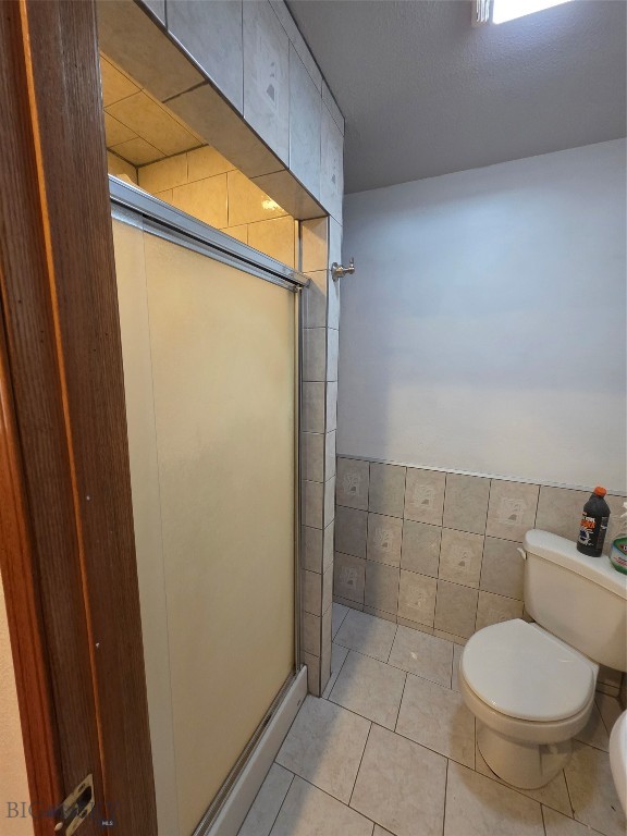 331 North Walnut Street Dillon, MT 59725 - Photo 22 of 30 Shower Master bedroom