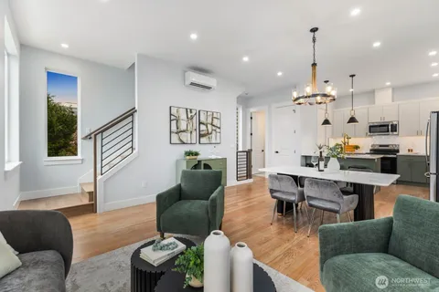 $997,500 | 4559 34th Avenue South, Seattle, WA 98118
