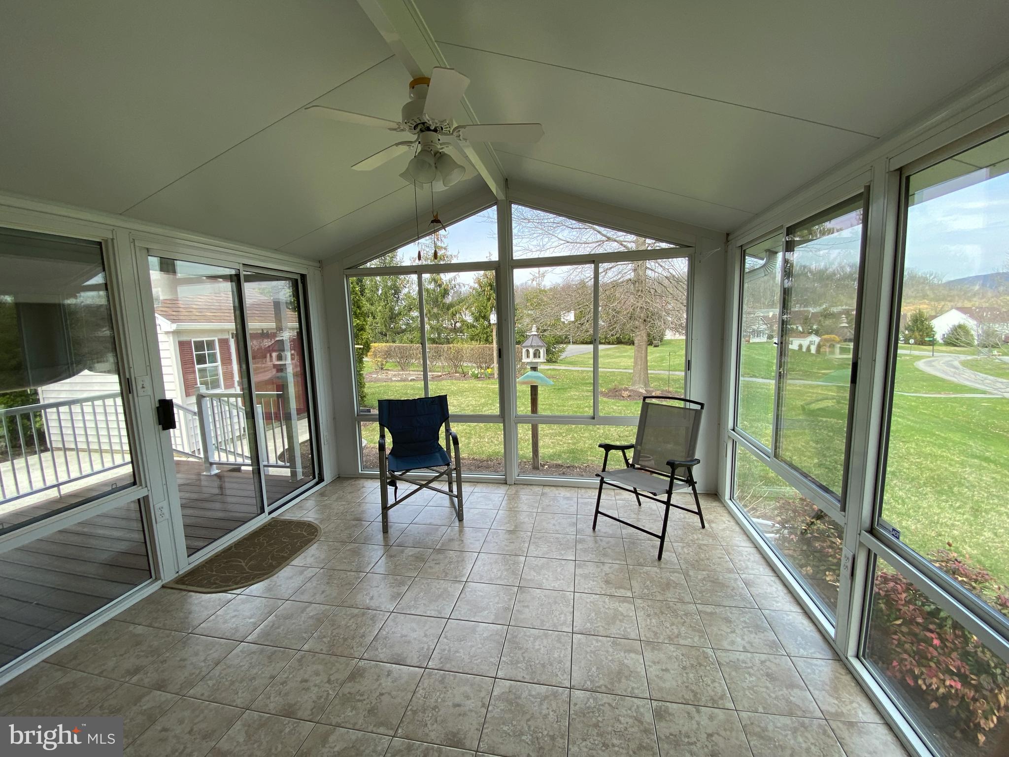 18 Doe Run Shillington, PA 19607 - Photo 22 of 56 Sun room just off kitchen