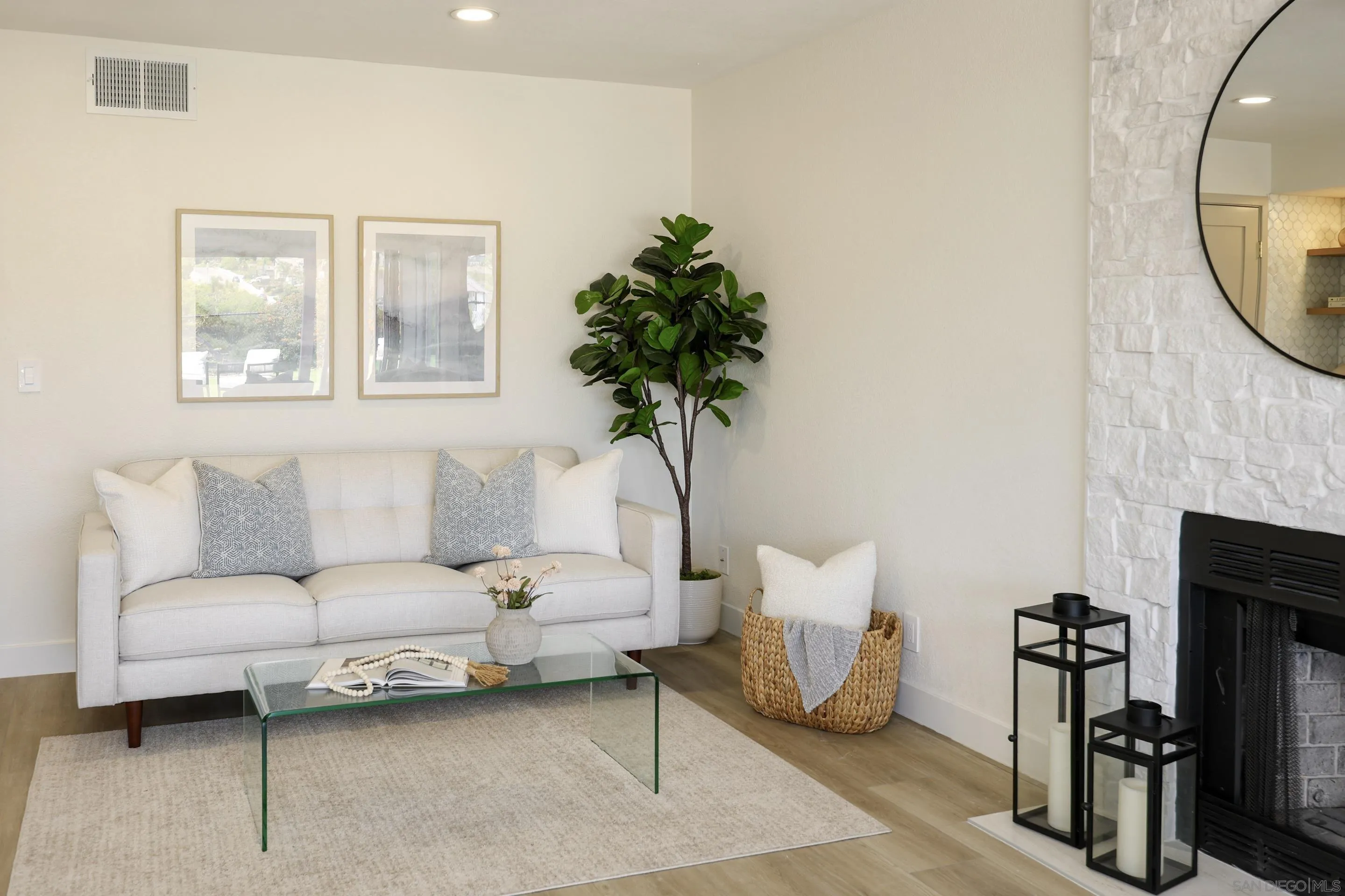 1705 Hawk View Drive Encinitas, CA 92024 - Photo 13 of 44