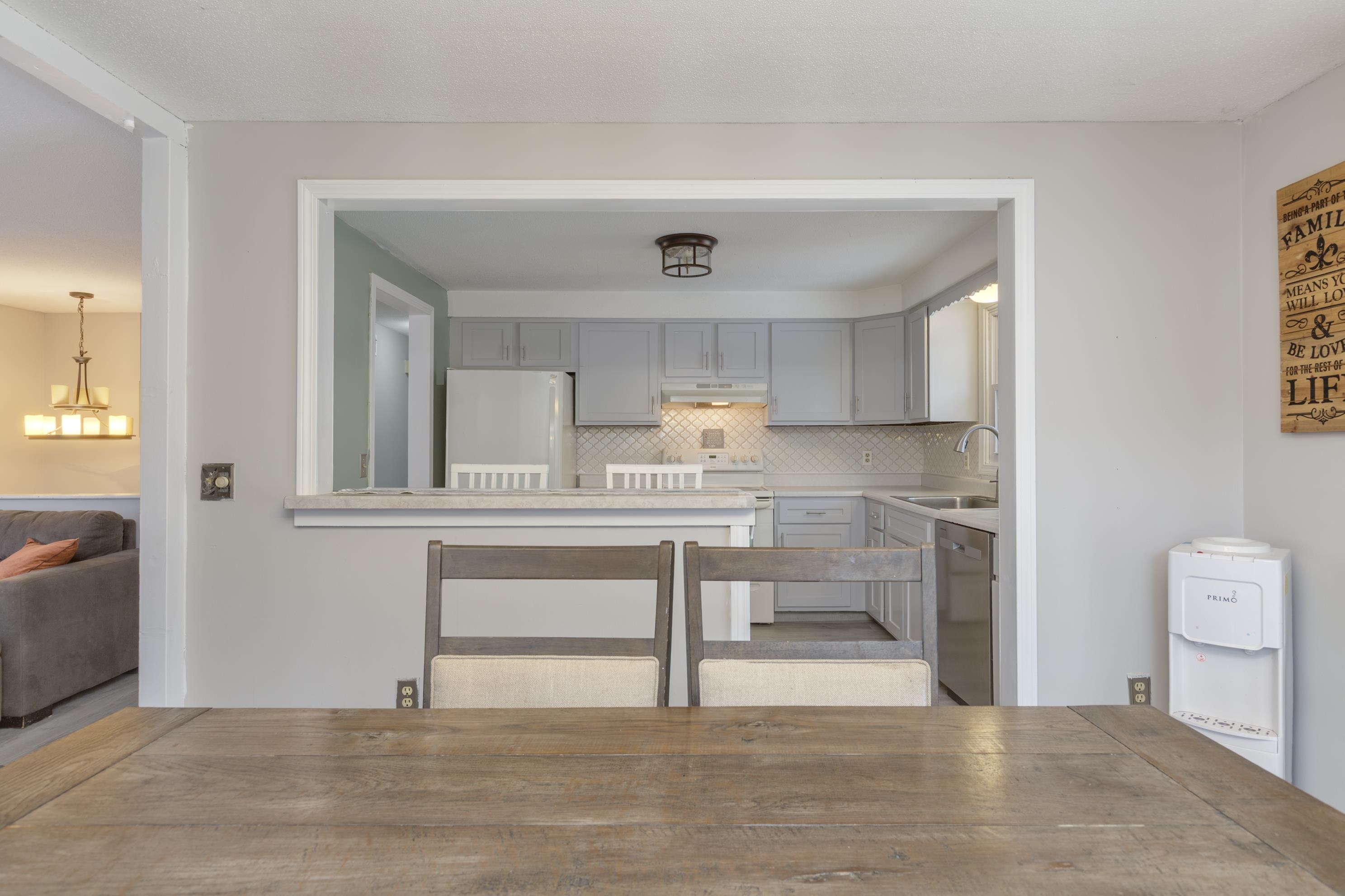 46 Stark Lane Litchfield, NH 03052 - Photo 12 of 40