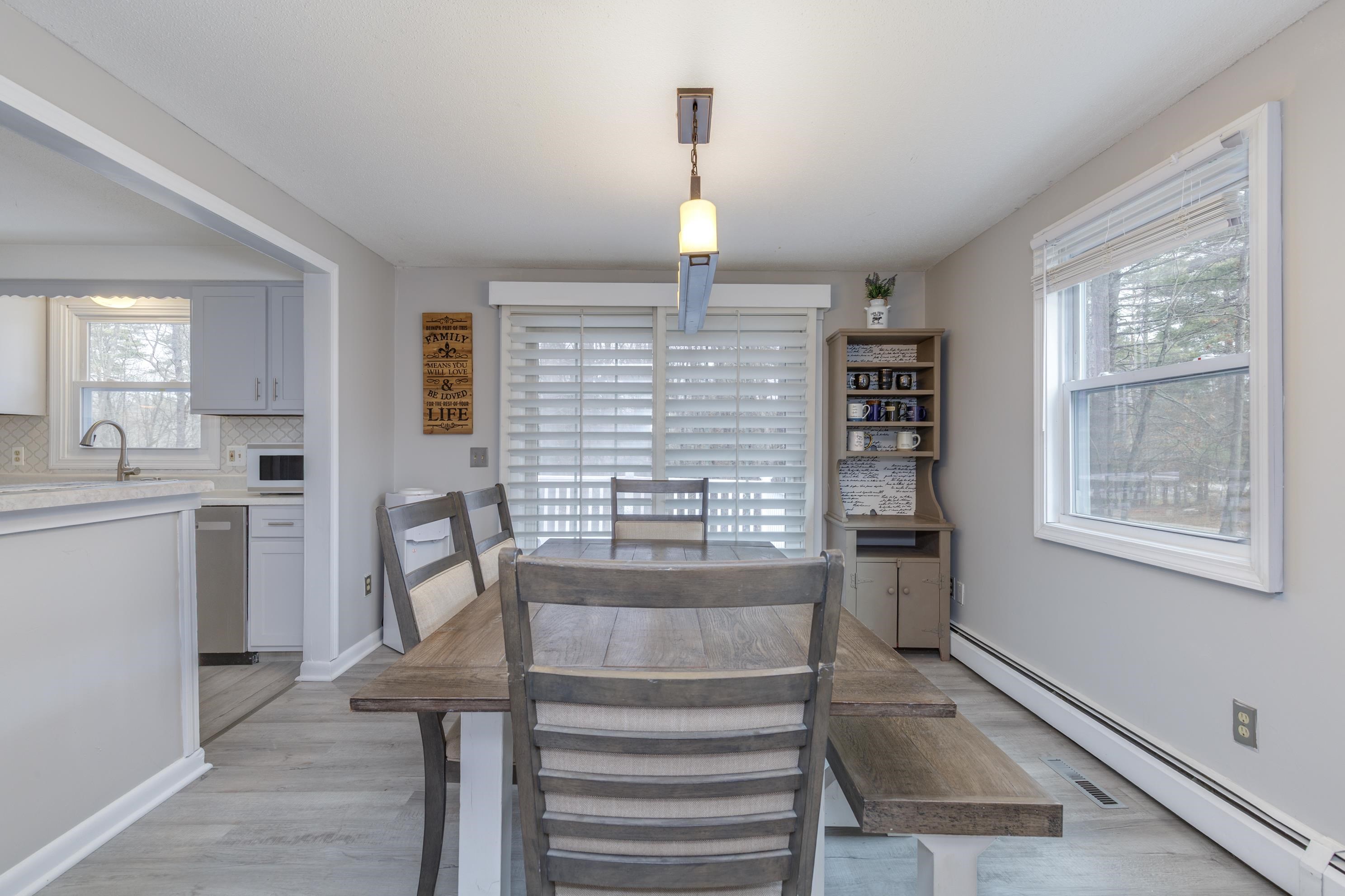 46 Stark Lane Litchfield, NH 03052 - Photo 13 of 40