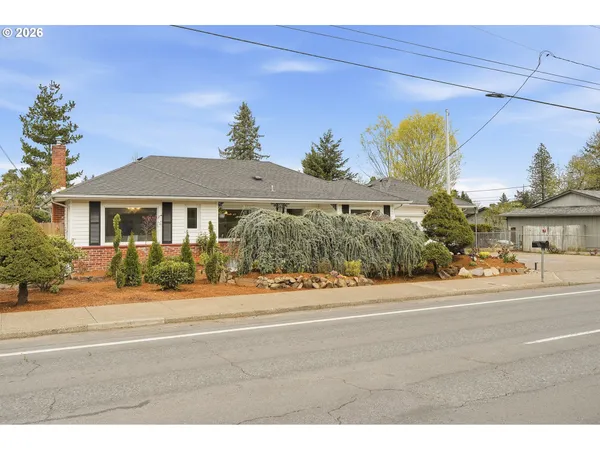 $389,000 | 18505 Northeast Glisan Street, Portland, OR 97230