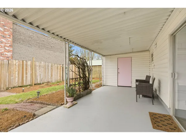 $389,000 | 18505 Northeast Glisan Street, Portland, OR 97230