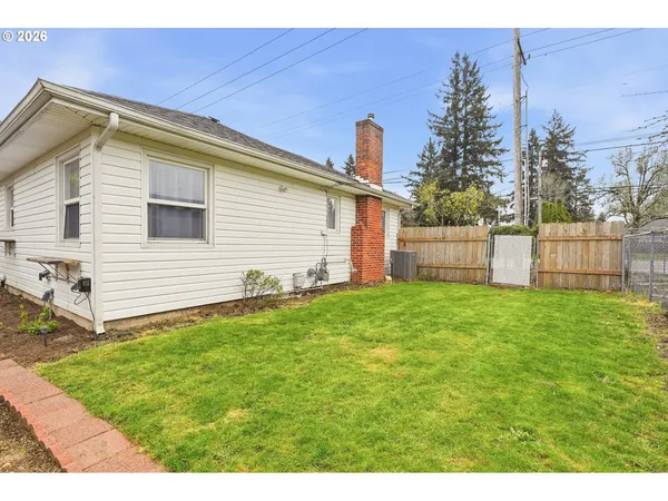 $389,000 | 18505 Northeast Glisan Street, Portland, OR 97230