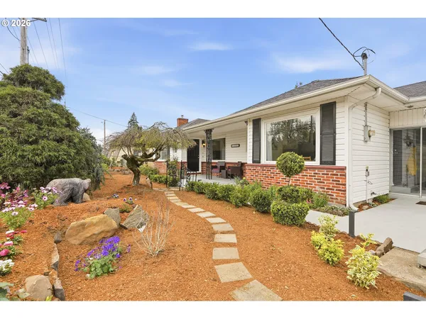 $389,000 | 18505 Northeast Glisan Street, Portland, OR 97230