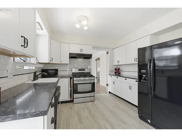 $389,000 | 18505 Northeast Glisan Street, Portland, OR 97230