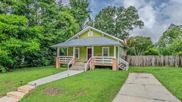 $225,000 | 204 3rd Street Northeast, Havana, FL 32333