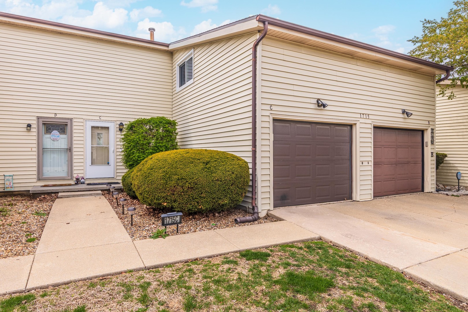 1715 King Drive, Unit C Normal, IL 61761 - Photo 1 of 37