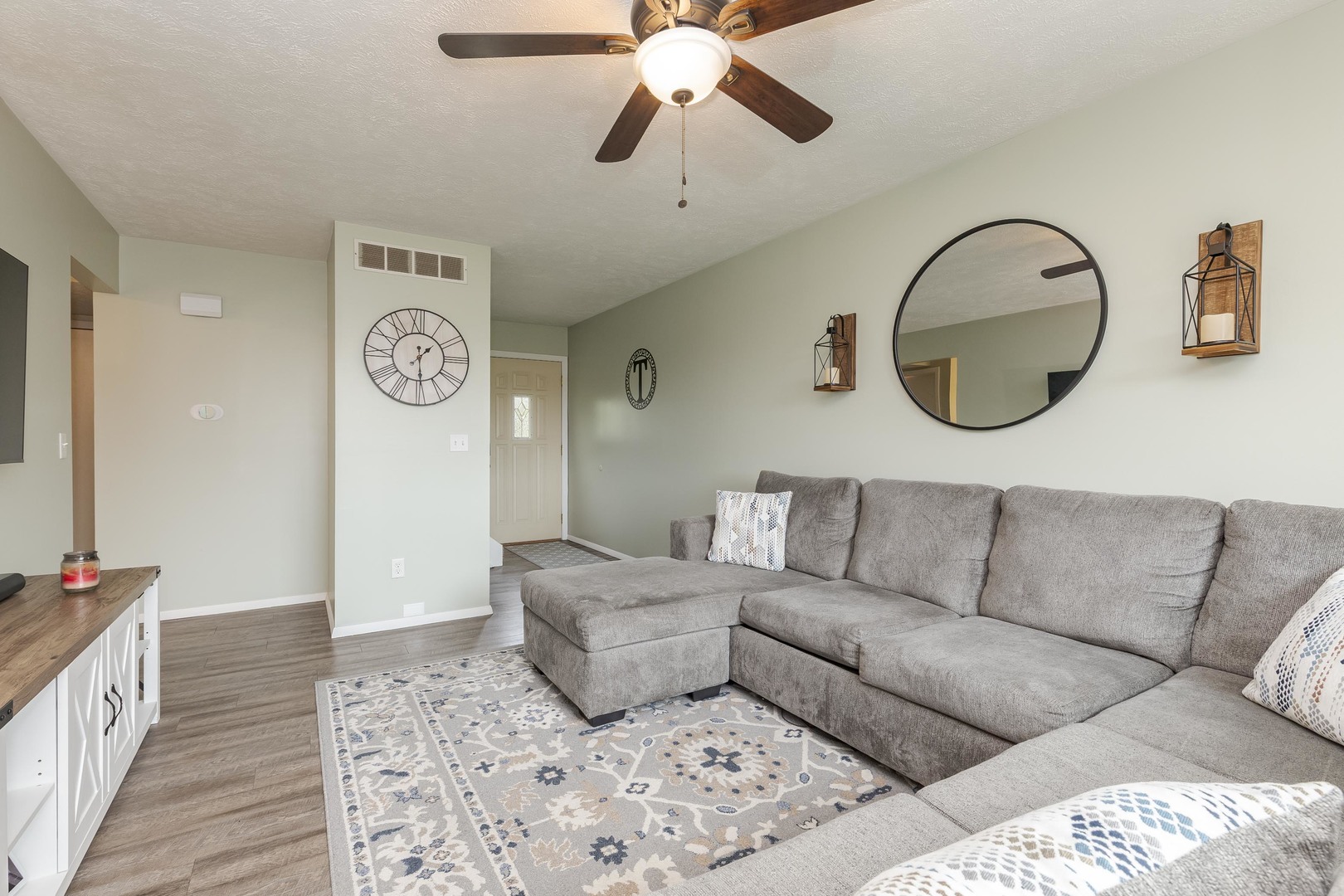 1715 King Drive, Unit C Normal, IL 61761 - Photo 4 of 37