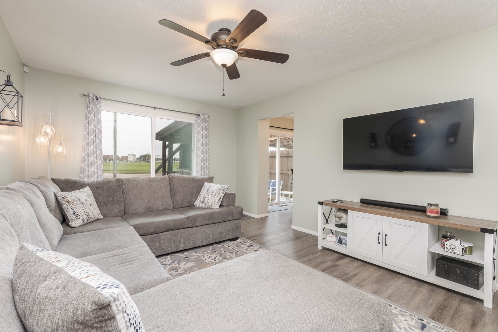 1715 King Drive, Unit C Normal, IL 61761 - Photo 5 of 37