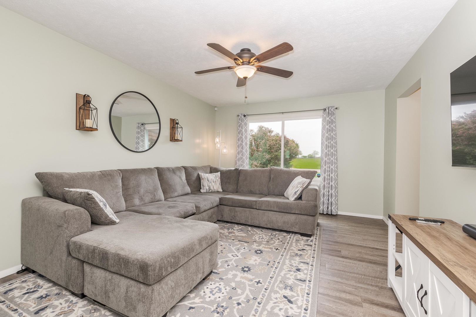 1715 King Drive, Unit C Normal, IL 61761 - Photo 6 of 37
