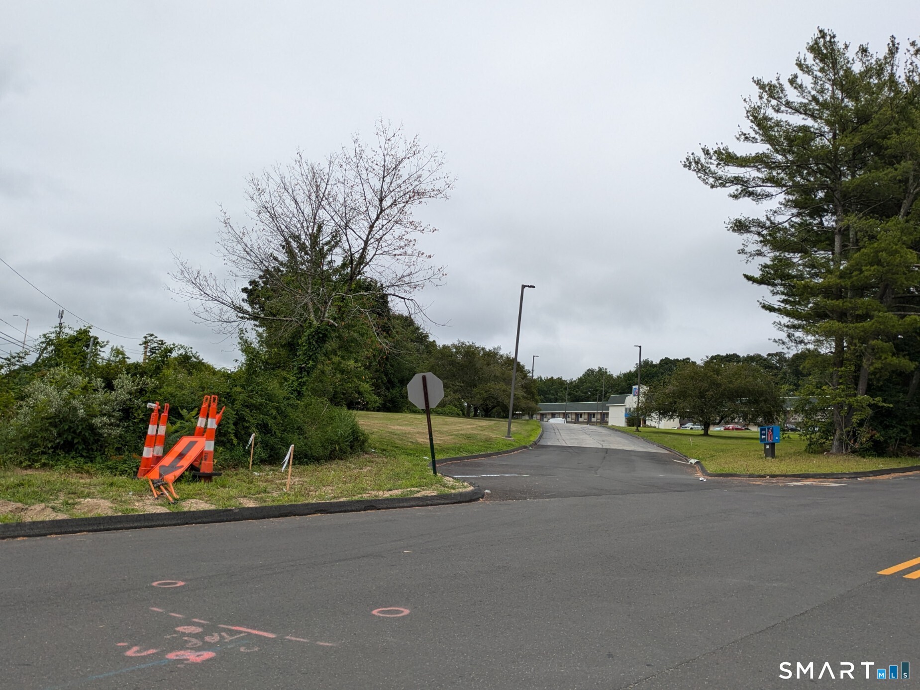269 Flanders Road, Unit 1B East Lyme, CT 06357 - Photo 17 of 19 Subject property looking North