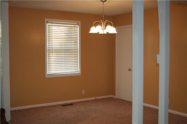 504 High Point Road Clarksville, TN 37042 - Photo 5 of 19 Gallery Image 5