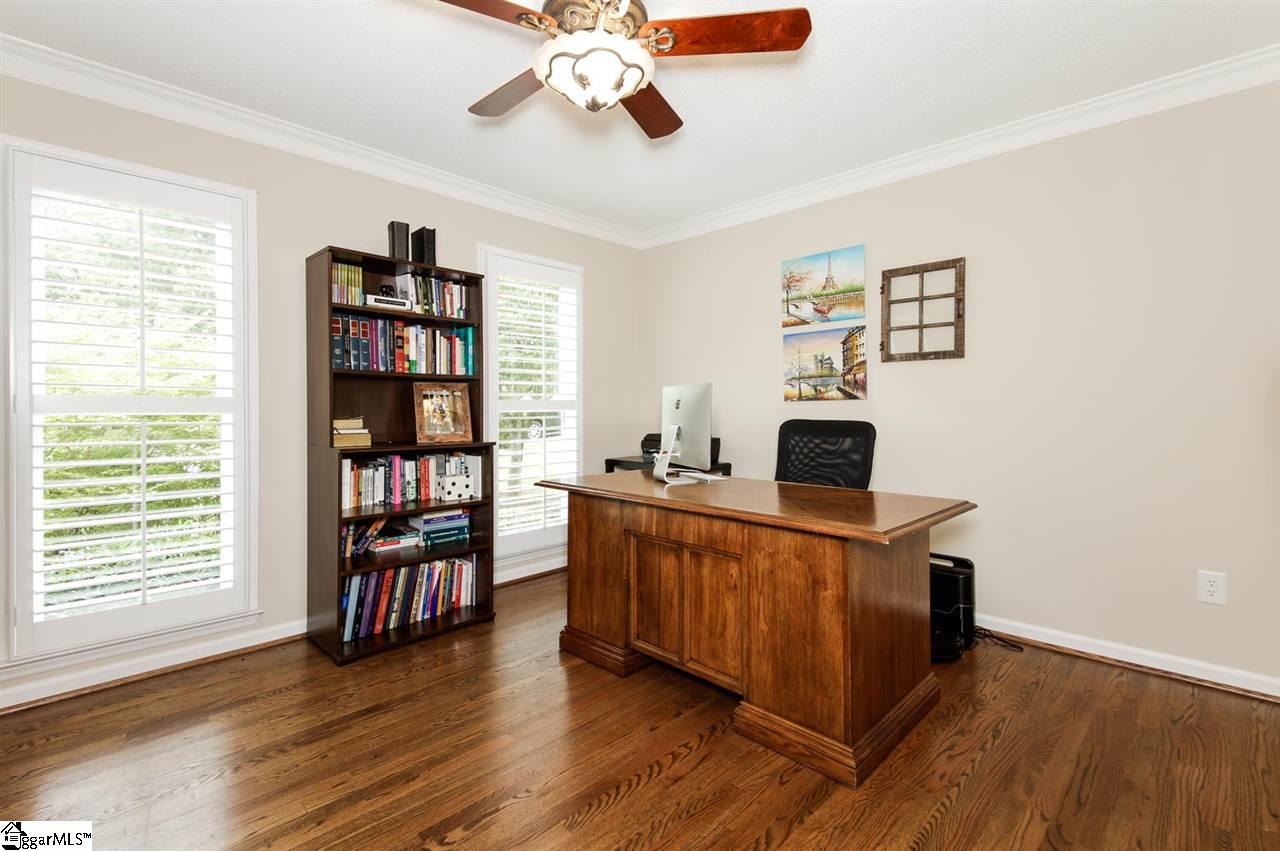 520 Windward Way Greer, SC 29650 - Photo 4 of 36 Gallery Image 4