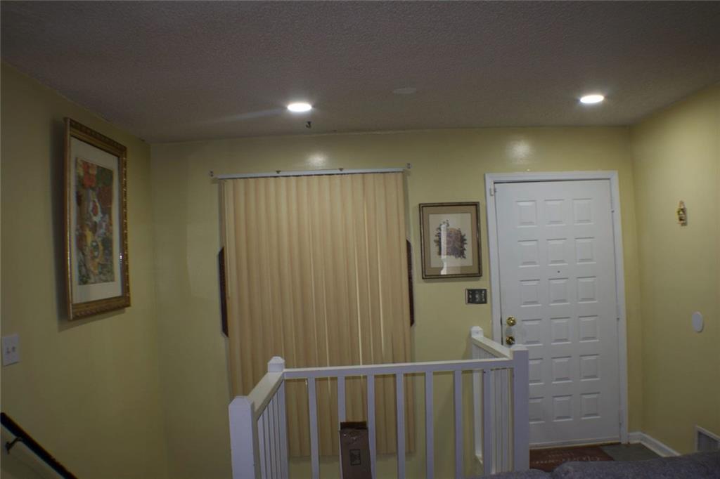 756 Post Rd Way Stone Mountain, GA 30088 - Photo 11 of 43