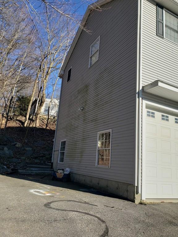 405 Granite Street Worcester, MA 01607 - Photo 2 of 21