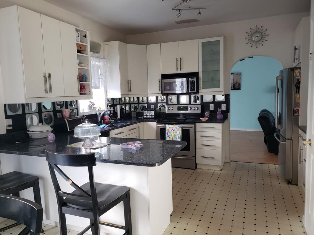 405 Granite Street Worcester, MA 01607 - Photo 9 of 21