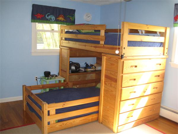 9 Turner Road Maynard, MA 01754 - Photo 8 of 21 Gallery Image 8