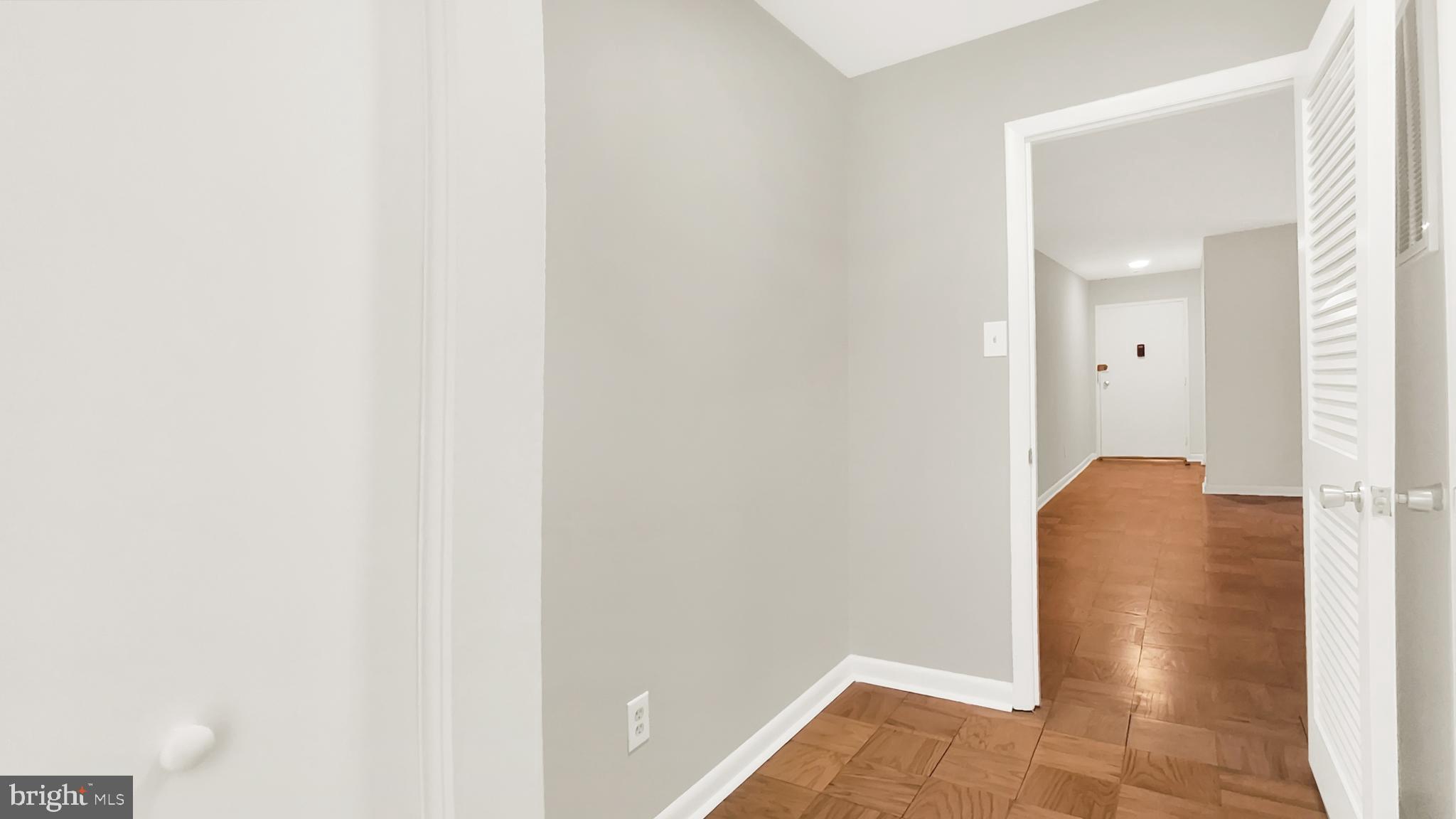 10655 Montrose Avenue, Unit 103 Bethesda, MD 20814 - Photo 21 of 26