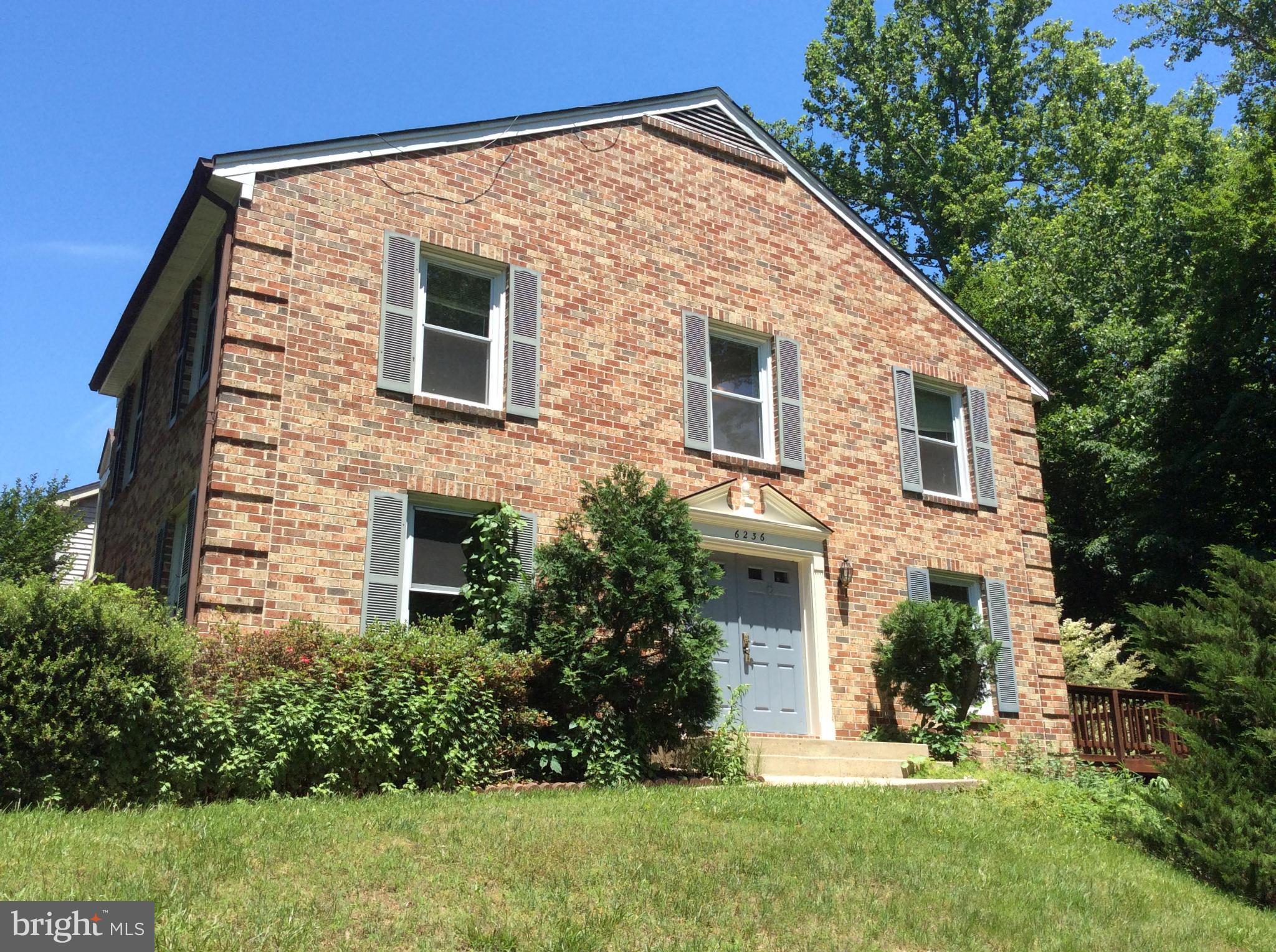 Exterior (Front)