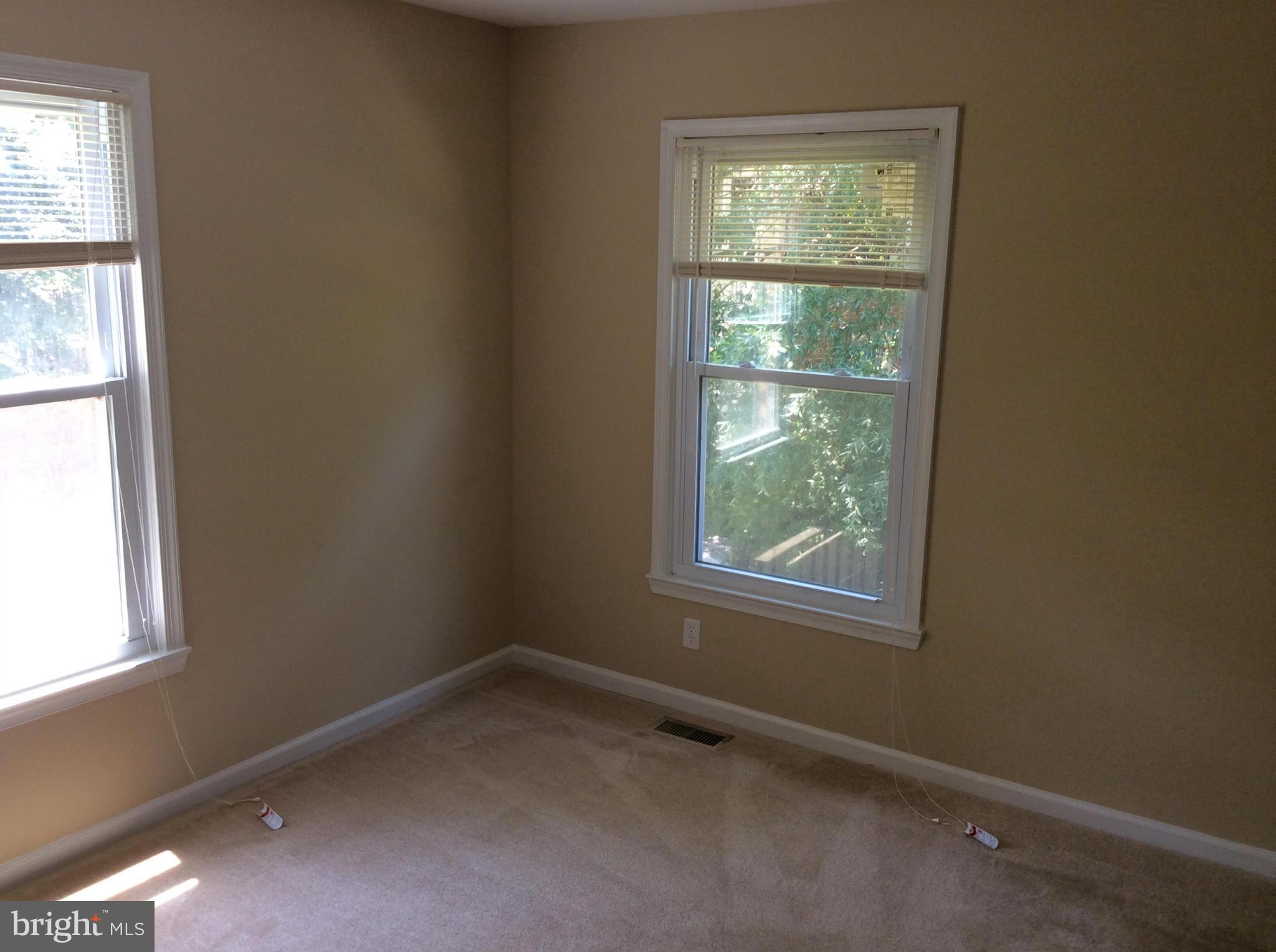 6239 Rathlin Drive Springfield, VA 22152 - Photo 13 of 21 Bedroom2